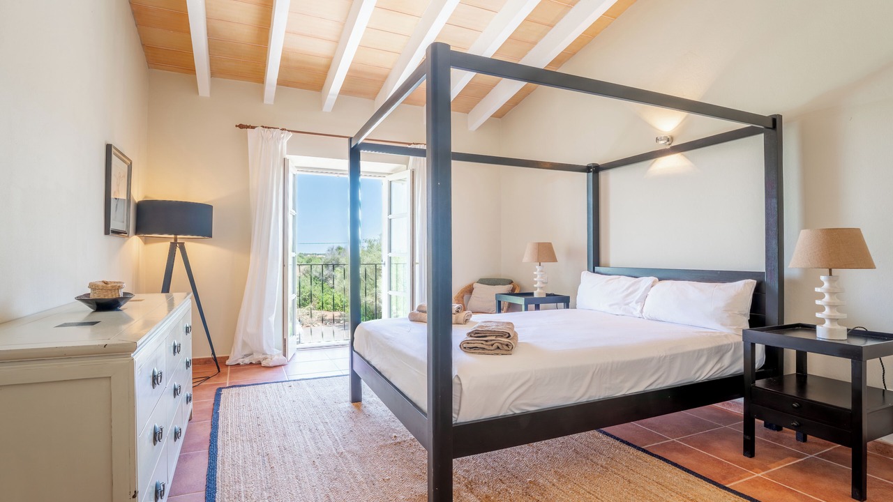 Photo of Bedroom in Alqueria Blanca