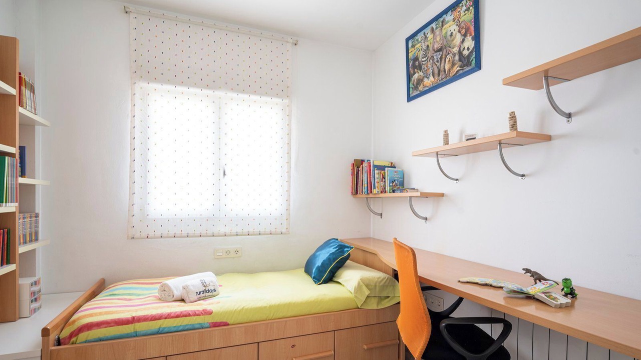 Photo of Bedroom in Cullar Vega