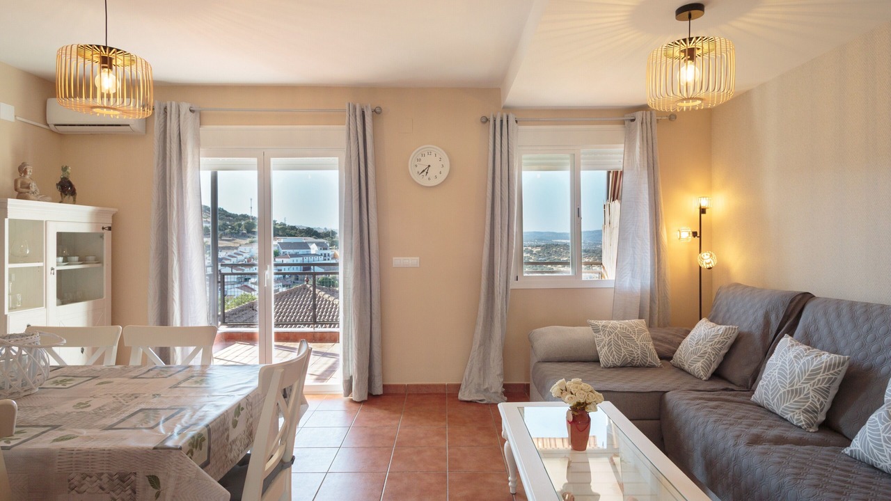 Photo of Livingroom in El Castillo de las Guardas