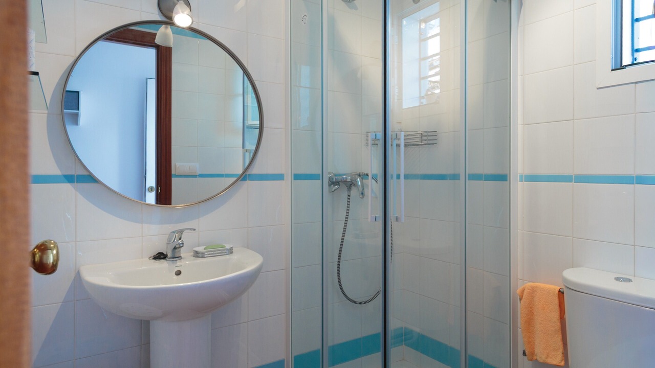 Photo of Bathroom in El Castillo de las Guardas