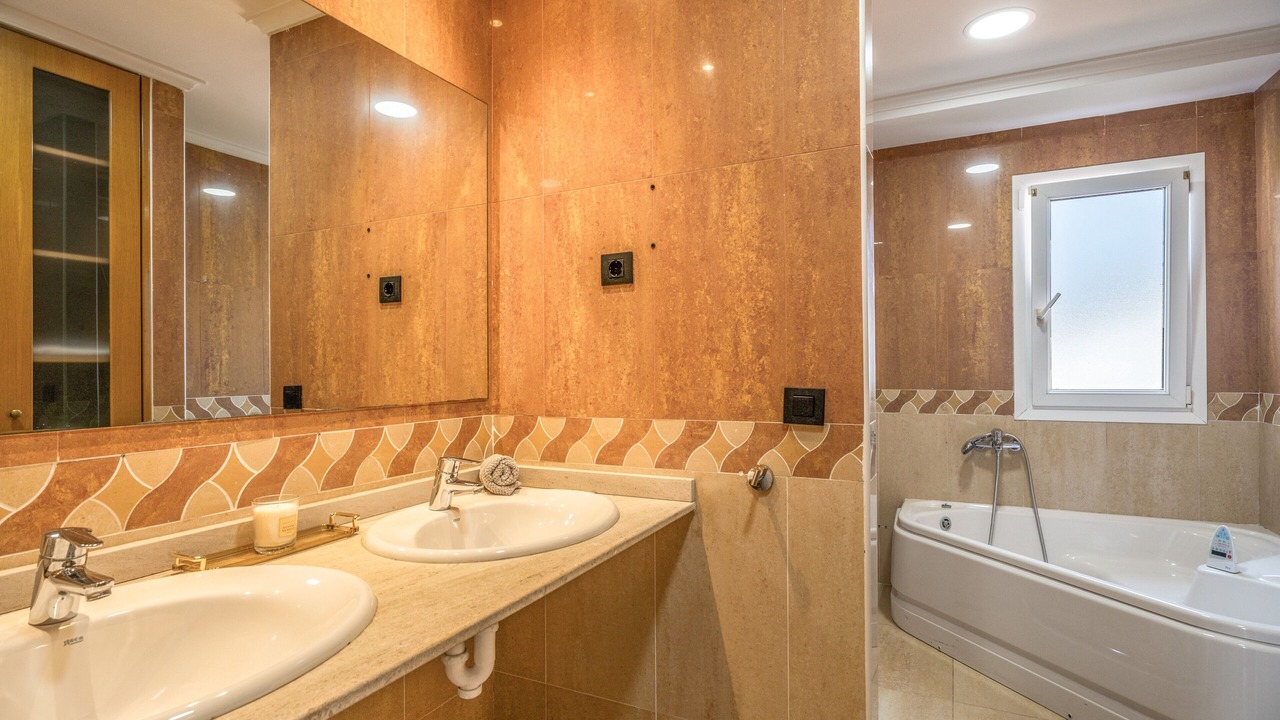 Photo of Bathroom in Las Campas y San Claudio