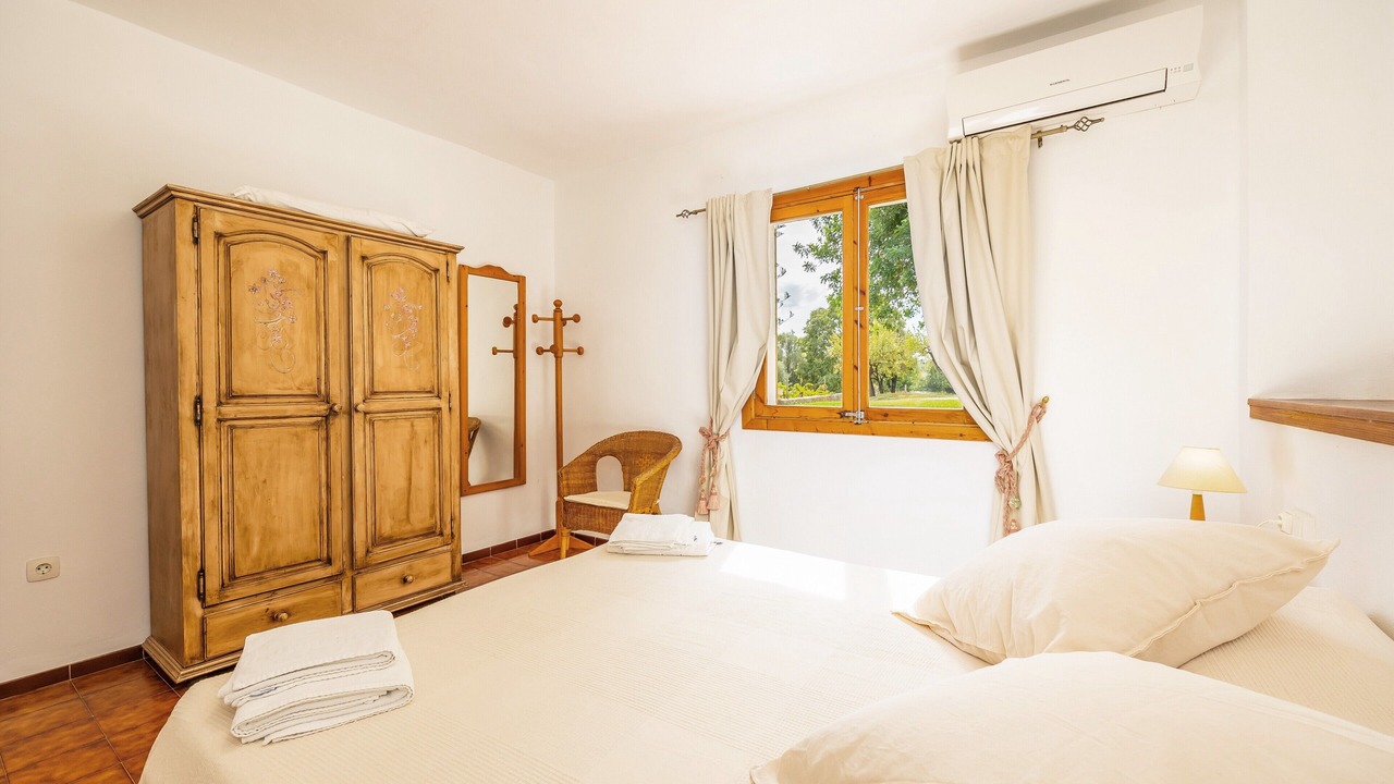 Photo of Bedroom in Alaro