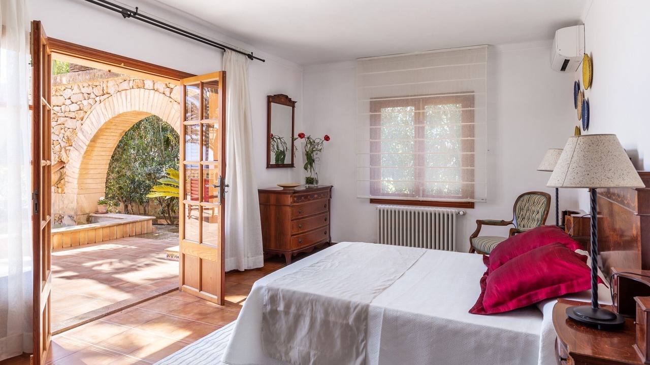 Photo of Bedroom in Cala Bona