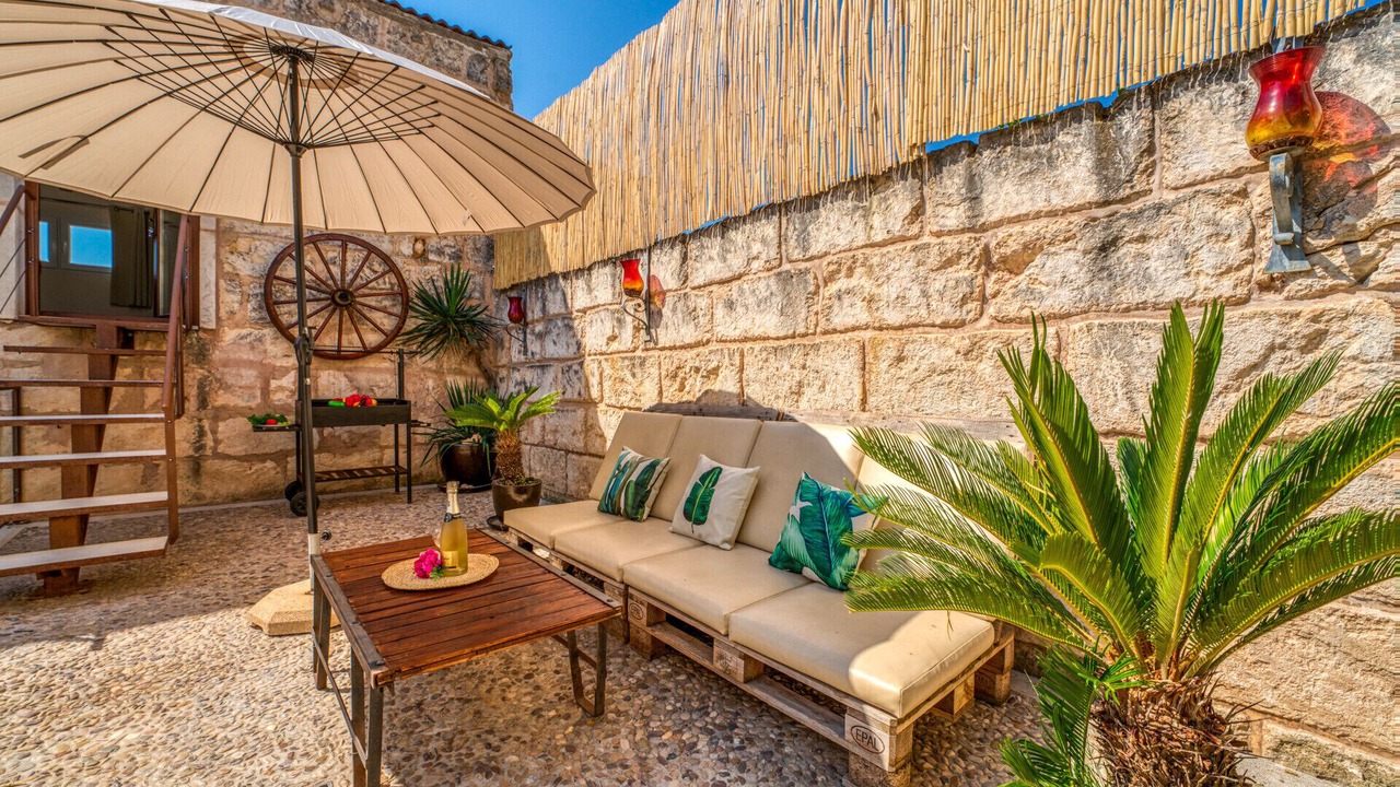 Photo of Patio Balcony in Muro