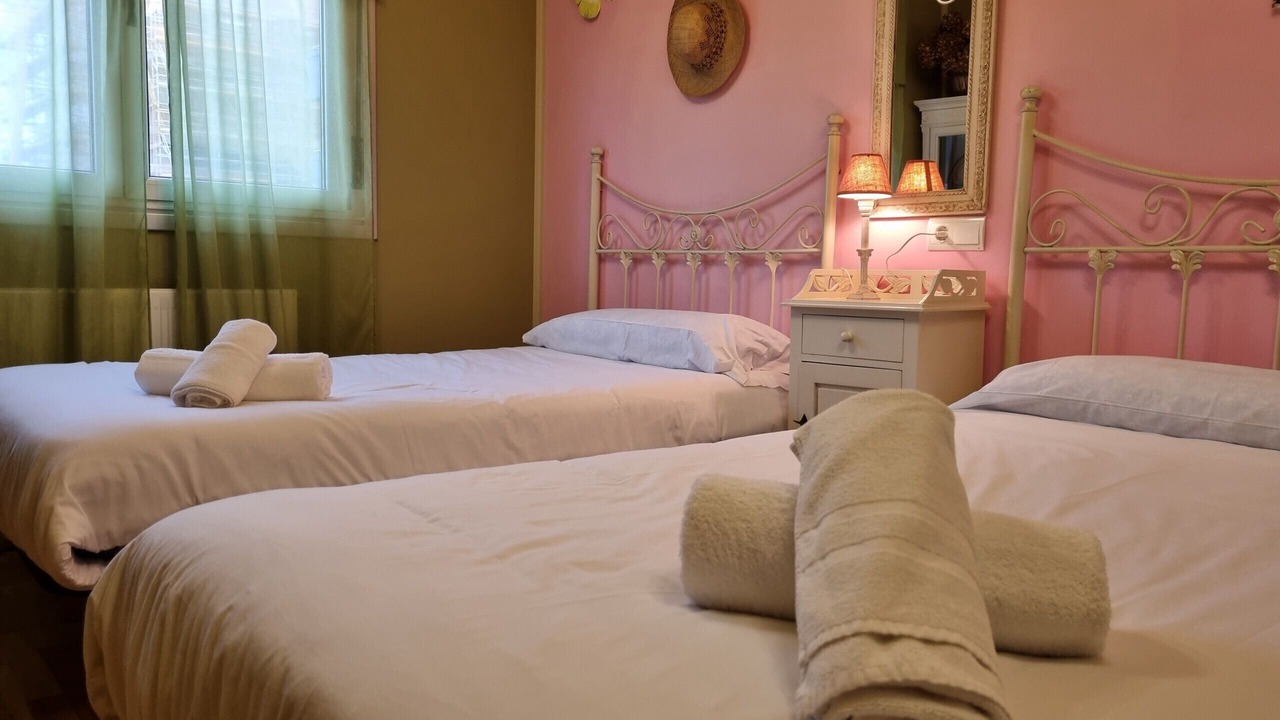 Photo of Bedroom in Luanco