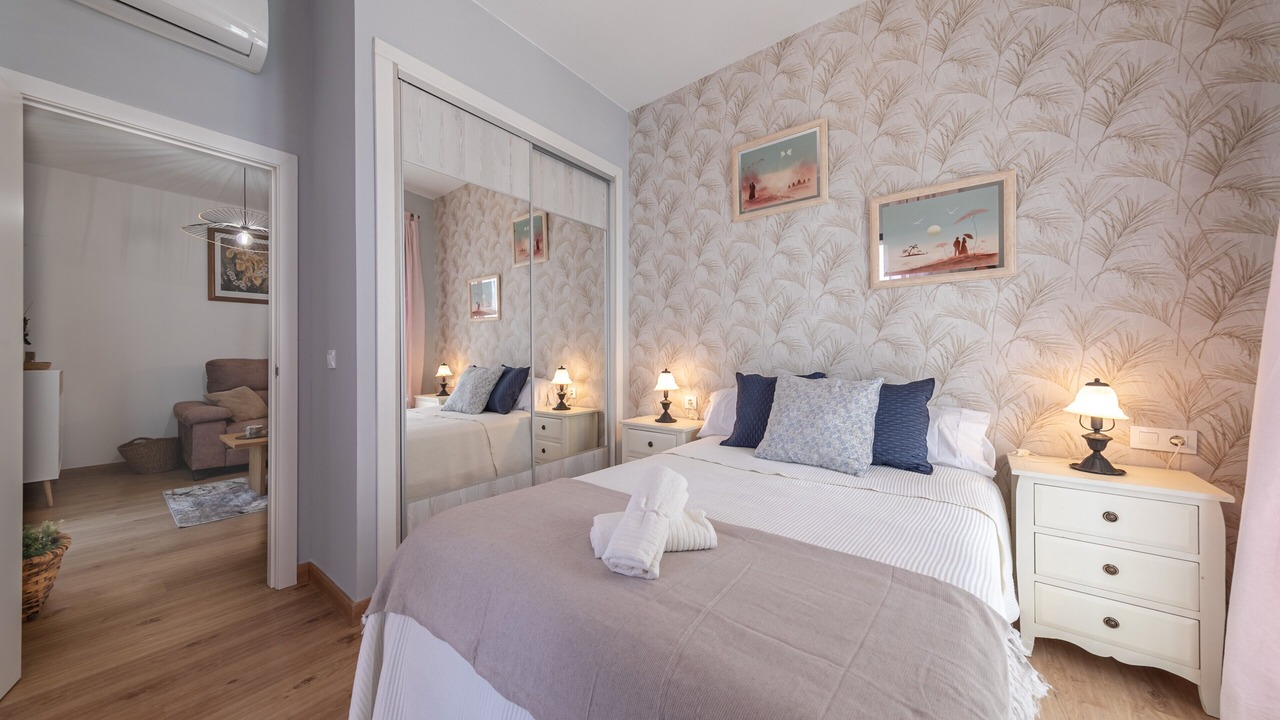 Photo of Bedroom in Alameda