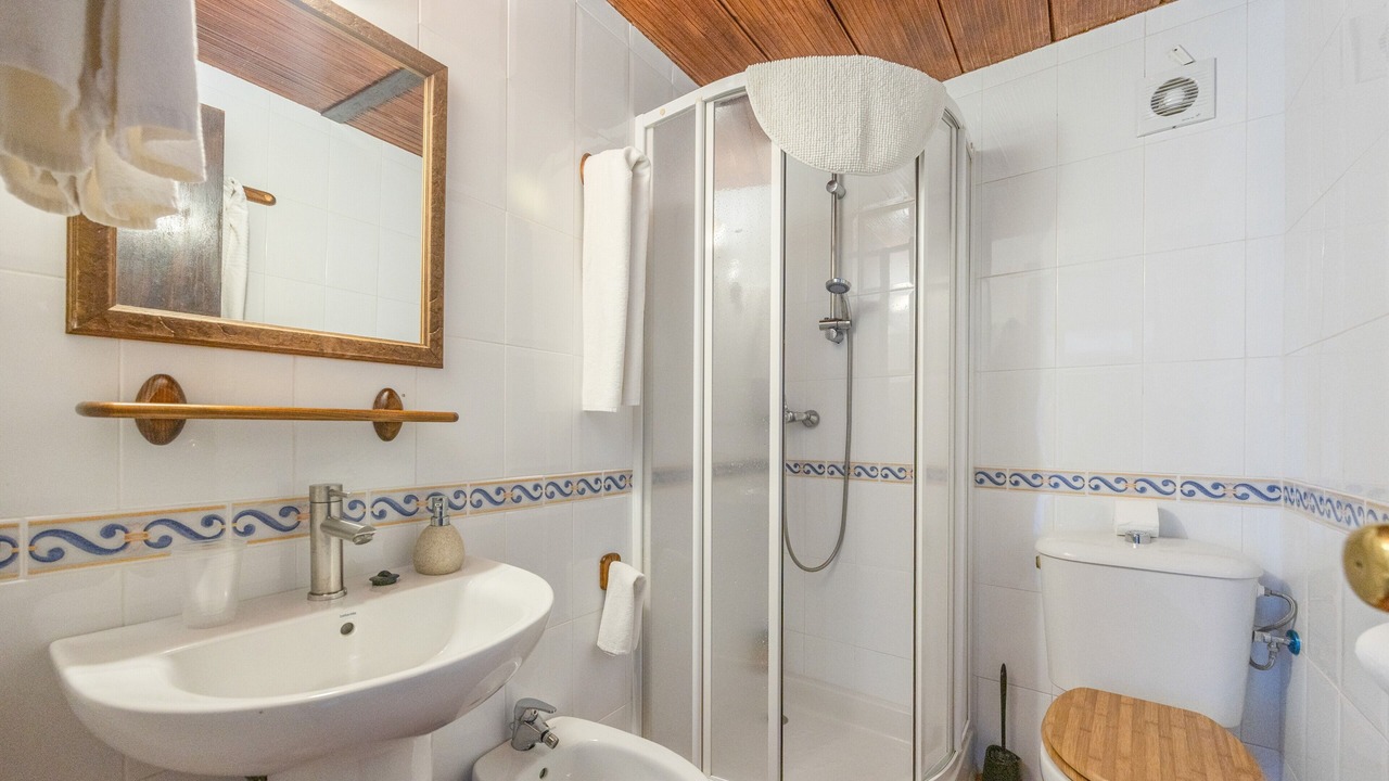 Photo of Bathroom in Benaocaz