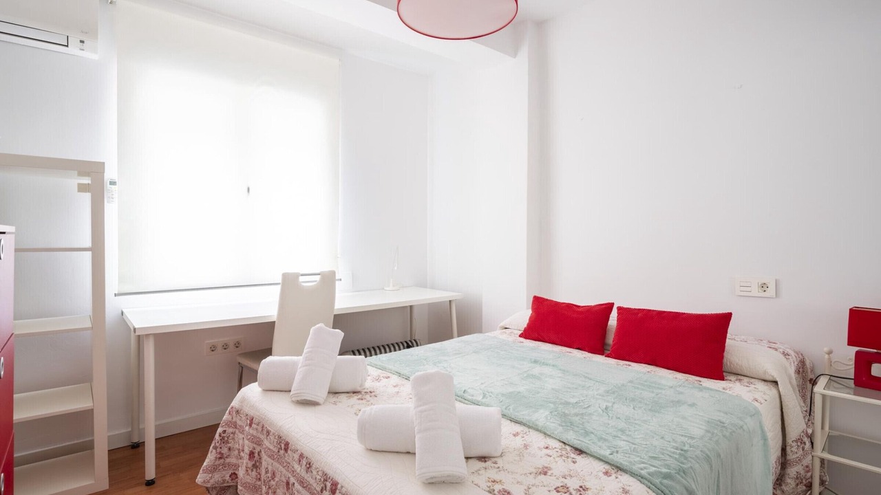 Photo of Bedroom in Figares