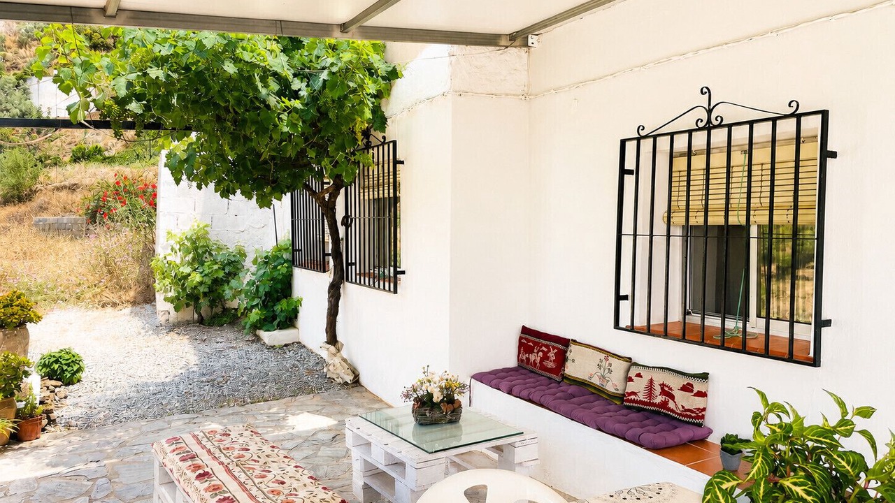 Photo of Patio Balcony in Sayalonga