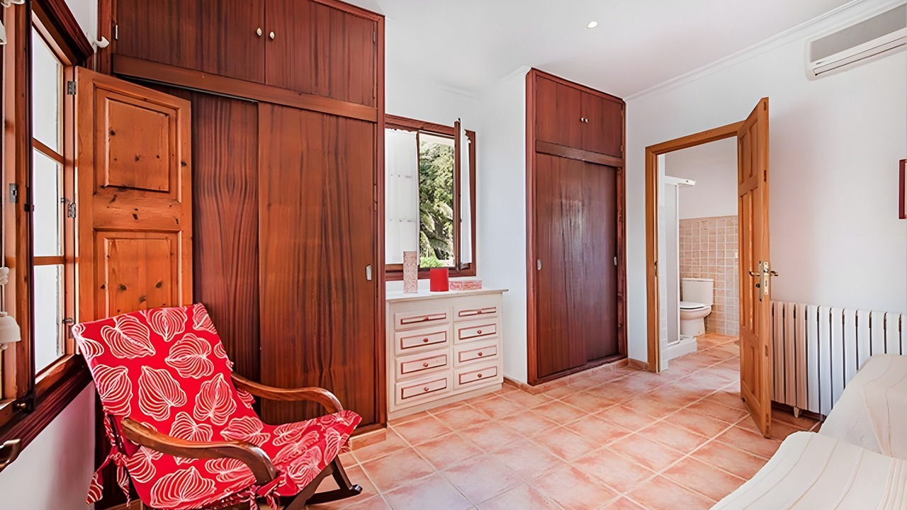 Photo of Bedroom in Les Palmeres