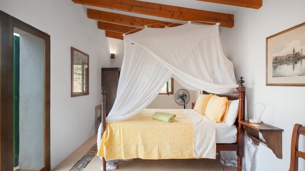 Photo of Bedroom in Soller