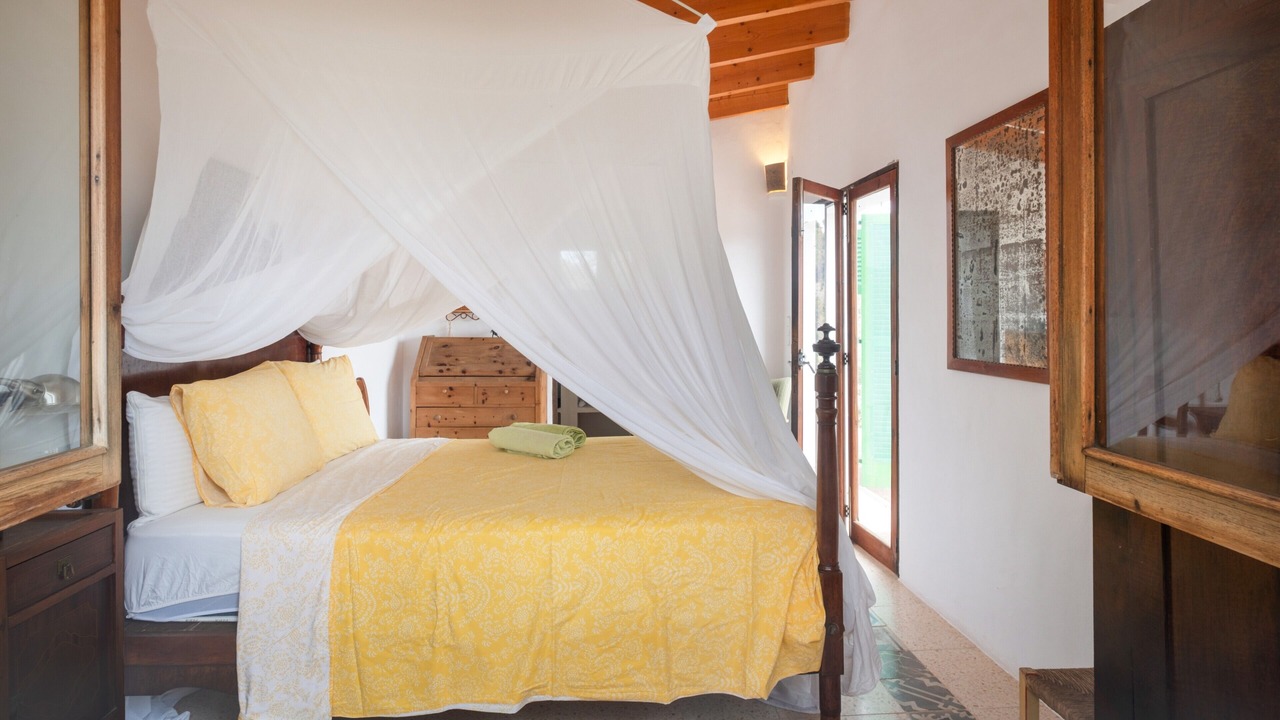 Photo of Bedroom in Soller