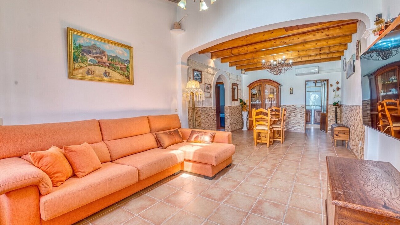 Photo of Livingroom in Llubi
