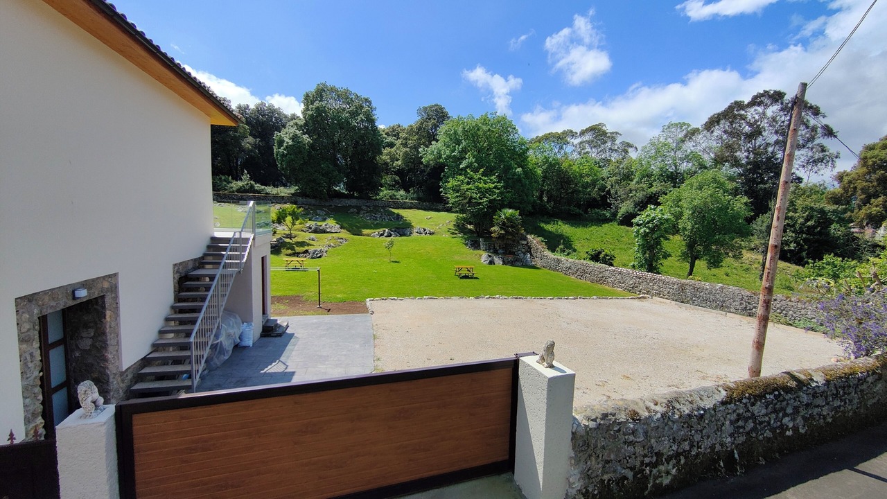 Photo of Outdoor in Bricia