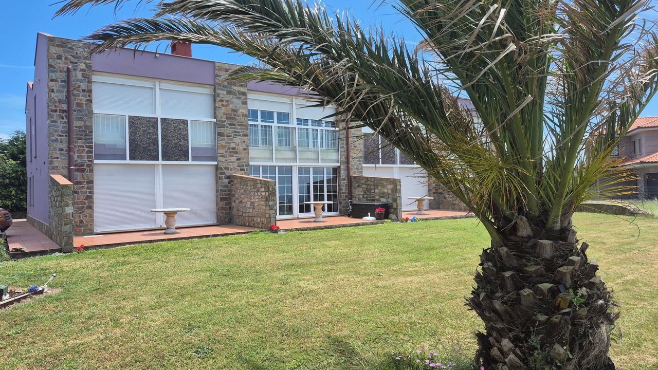 Photo of Patio Balcony in Gozon