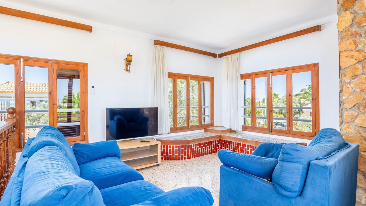 Photo of Livingroom in Cala Llombards