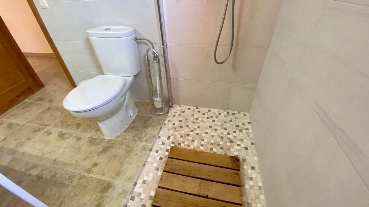 Photo of Bathroom in Alaro