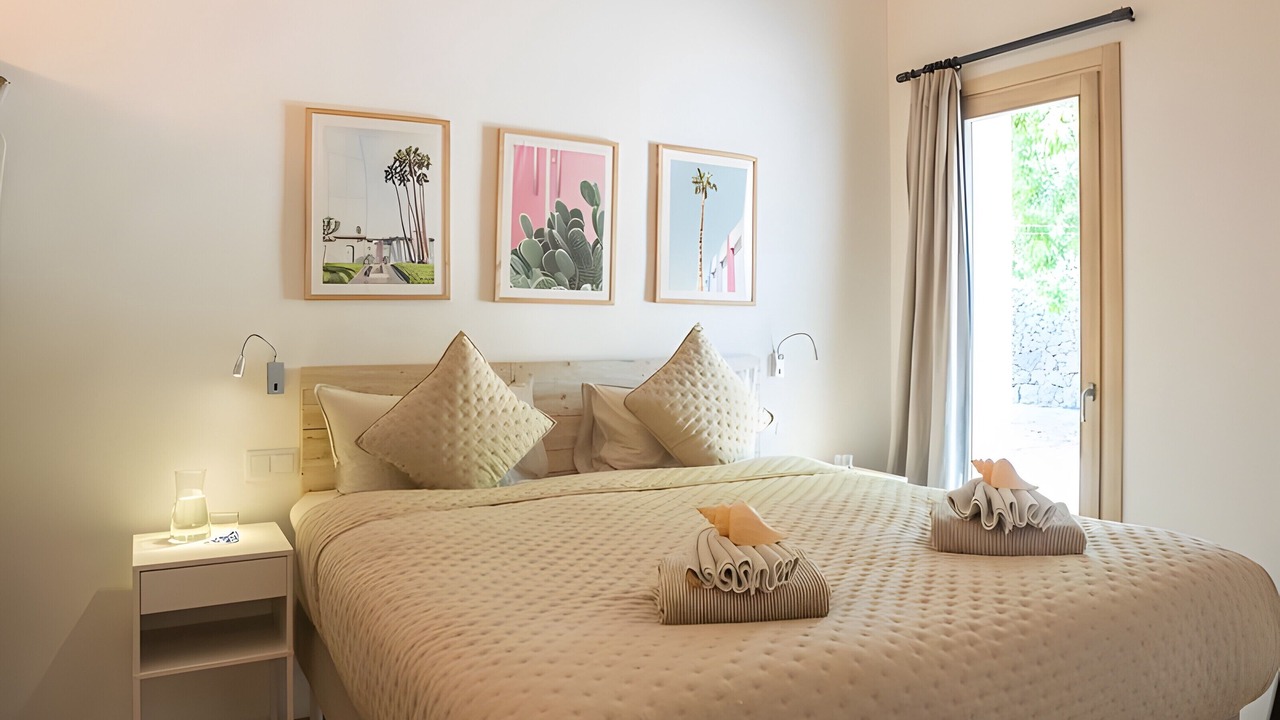 Photo of Bedroom in Establiments