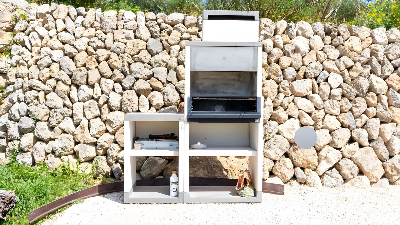 Photo of Outdoor in Establiments