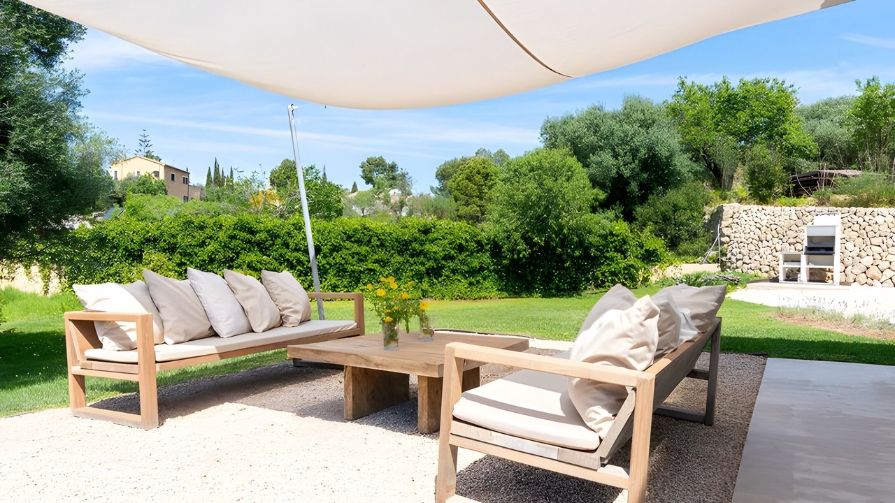 Photo of Patio Balcony in Establiments