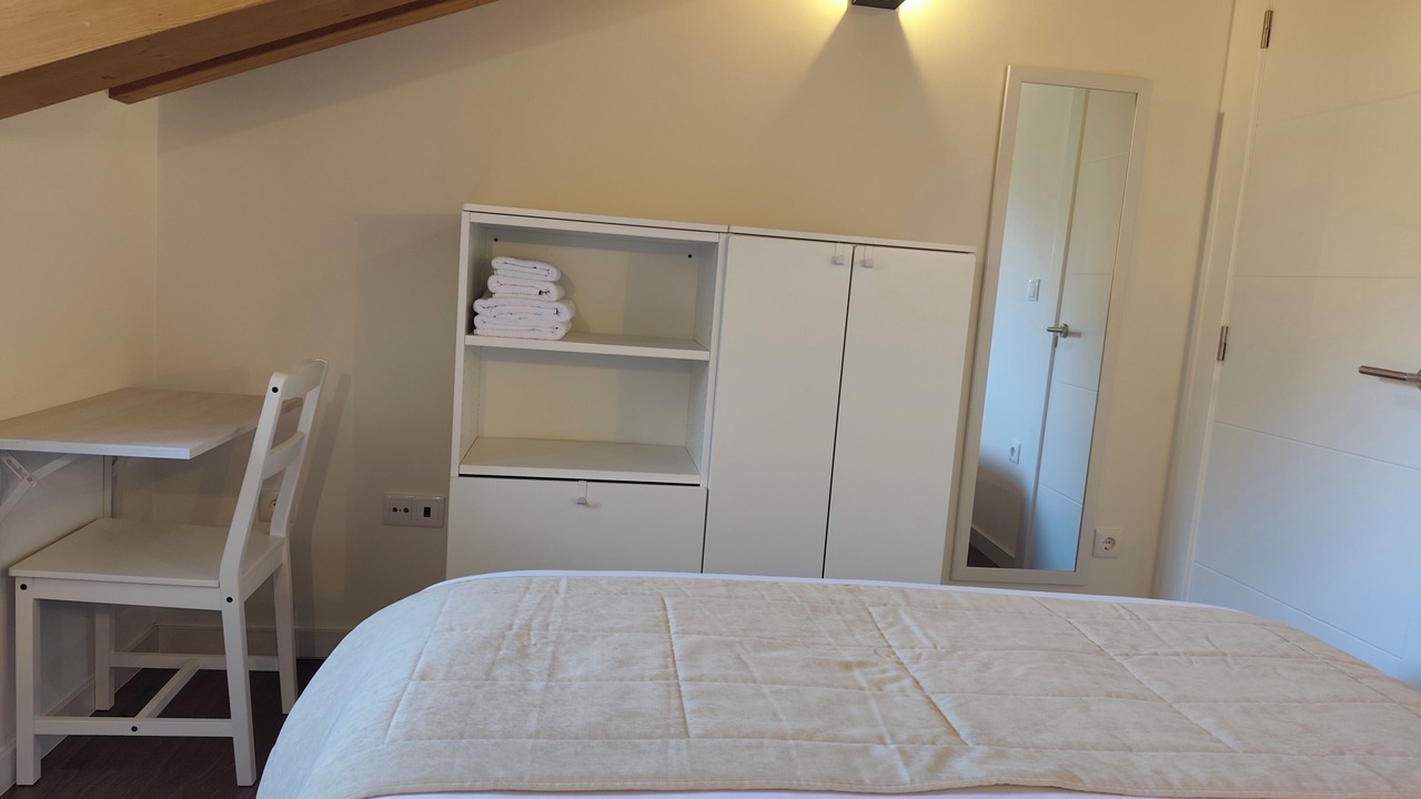 Photo of Bedroom in Tollo