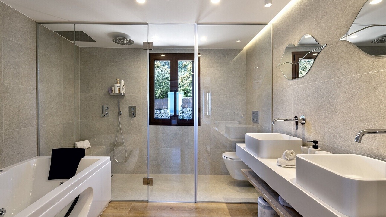 Photo of Bathroom in Urbanitzacio Es Verger