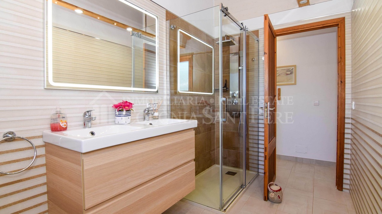 Photo of Bathroom in Urbanizacion Mont Ferrutx