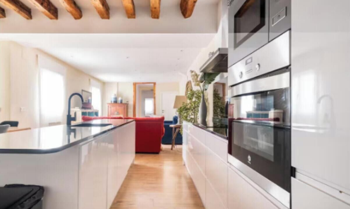 Photo of Kitchen in Embajadores