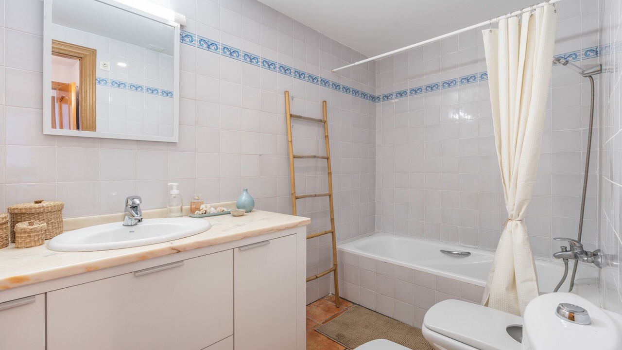 Photo of Bathroom in La Herradura