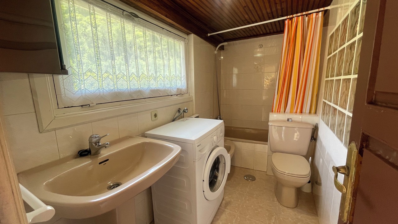 Photo of Bathroom in Infiesto