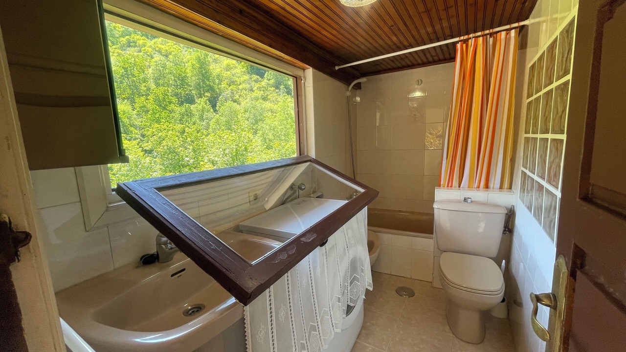 Photo of Bathroom in Infiesto