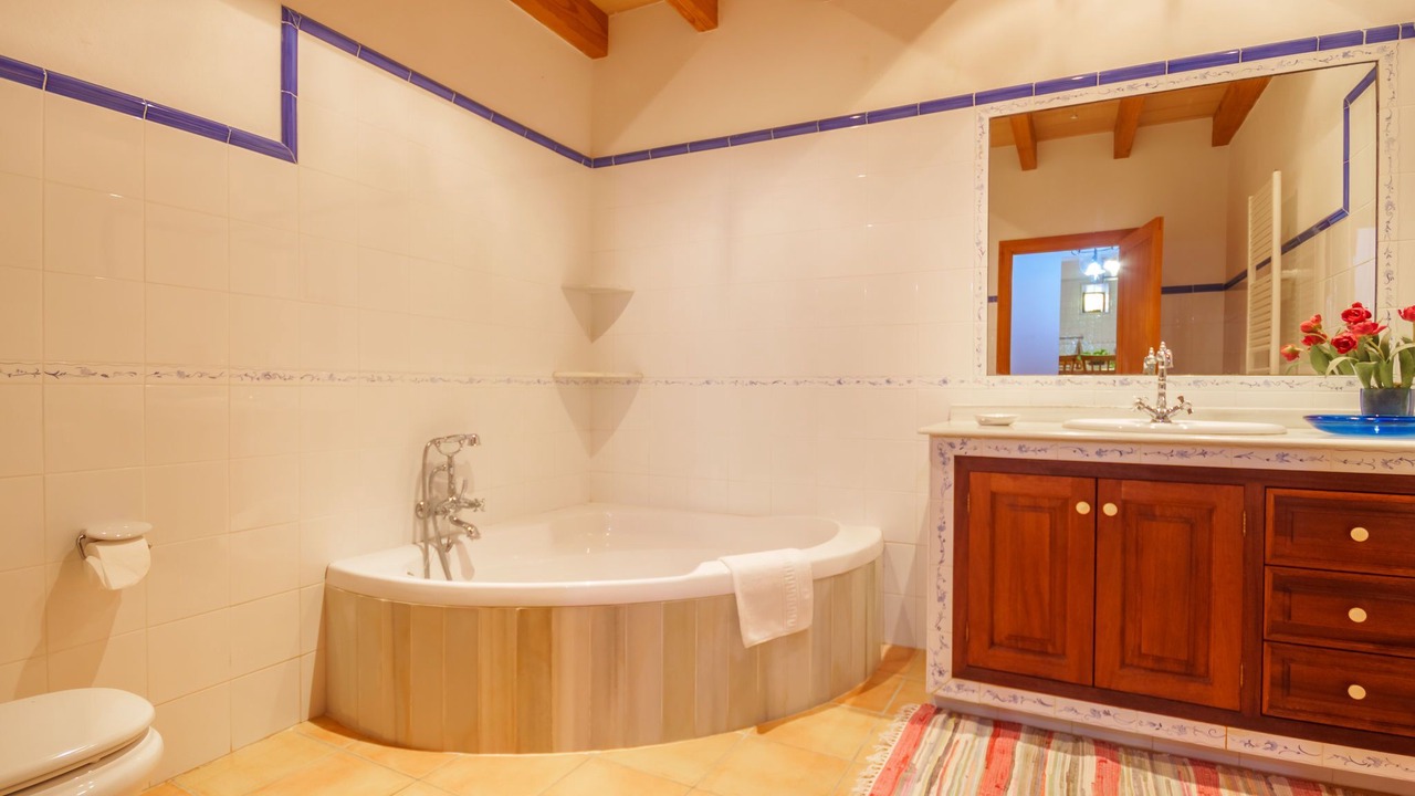 Photo of Bathroom in Biniamar