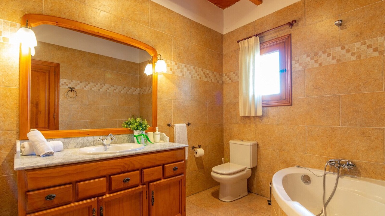 Photo of Bathroom in Sencelles