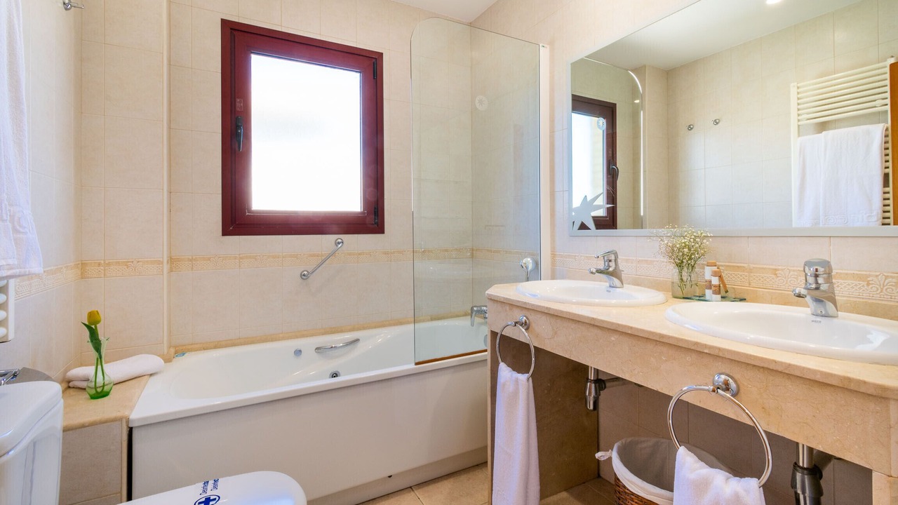 Photo of Bathroom in El Albir