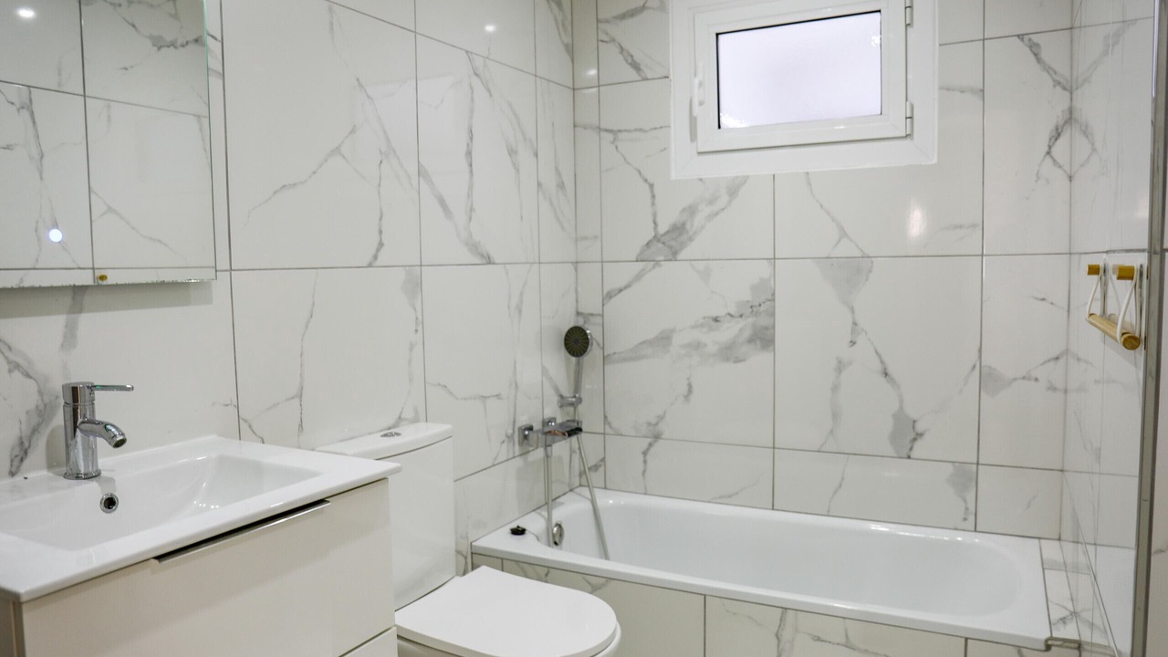 Photo of Bathroom in Moraira Town Centre