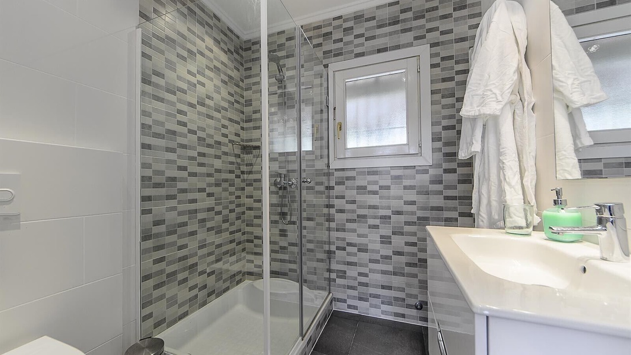 Photo of Bathroom in Benimeit