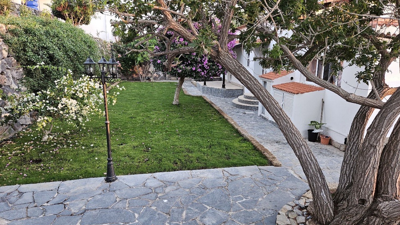 Photo of Outdoor in Armenime