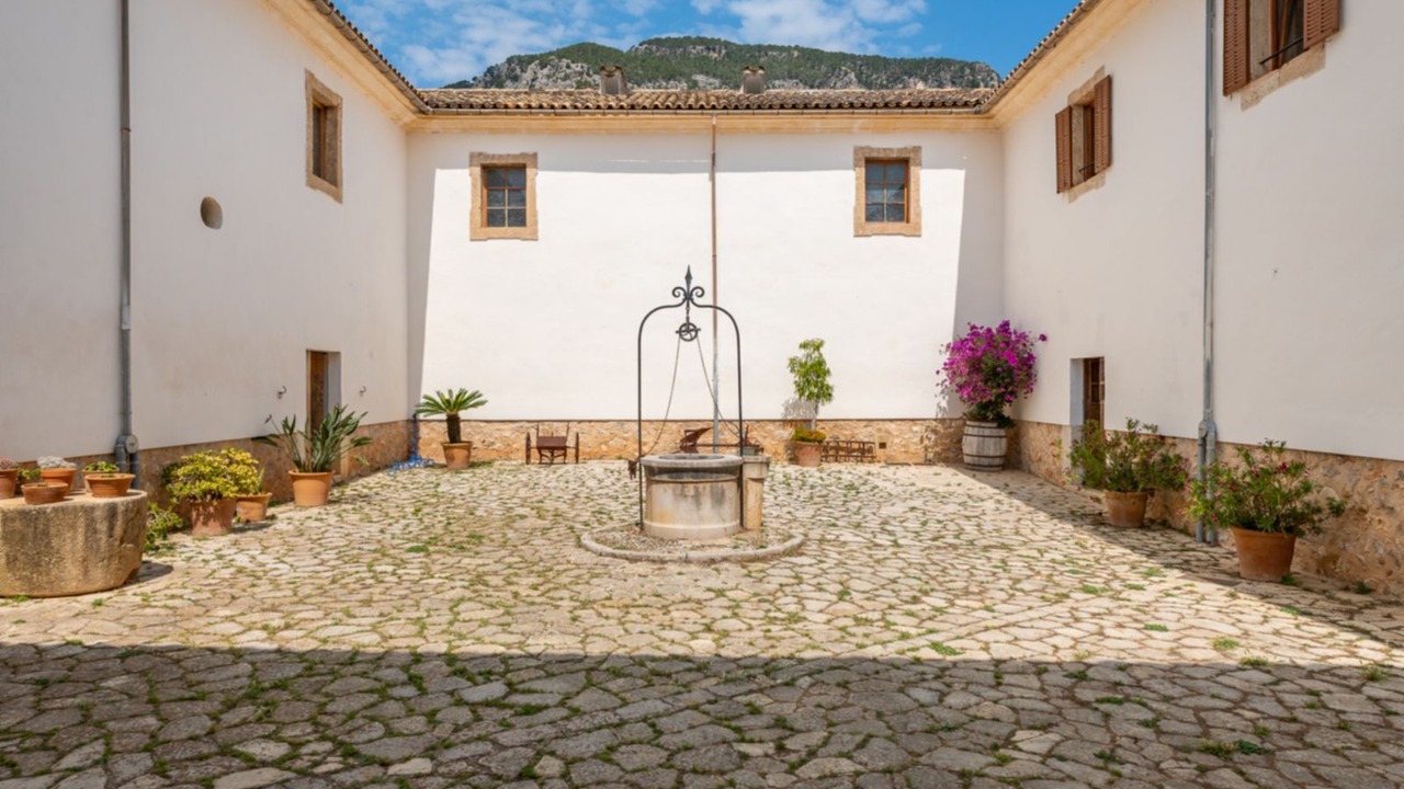 Photo of Outdoor in Lloseta