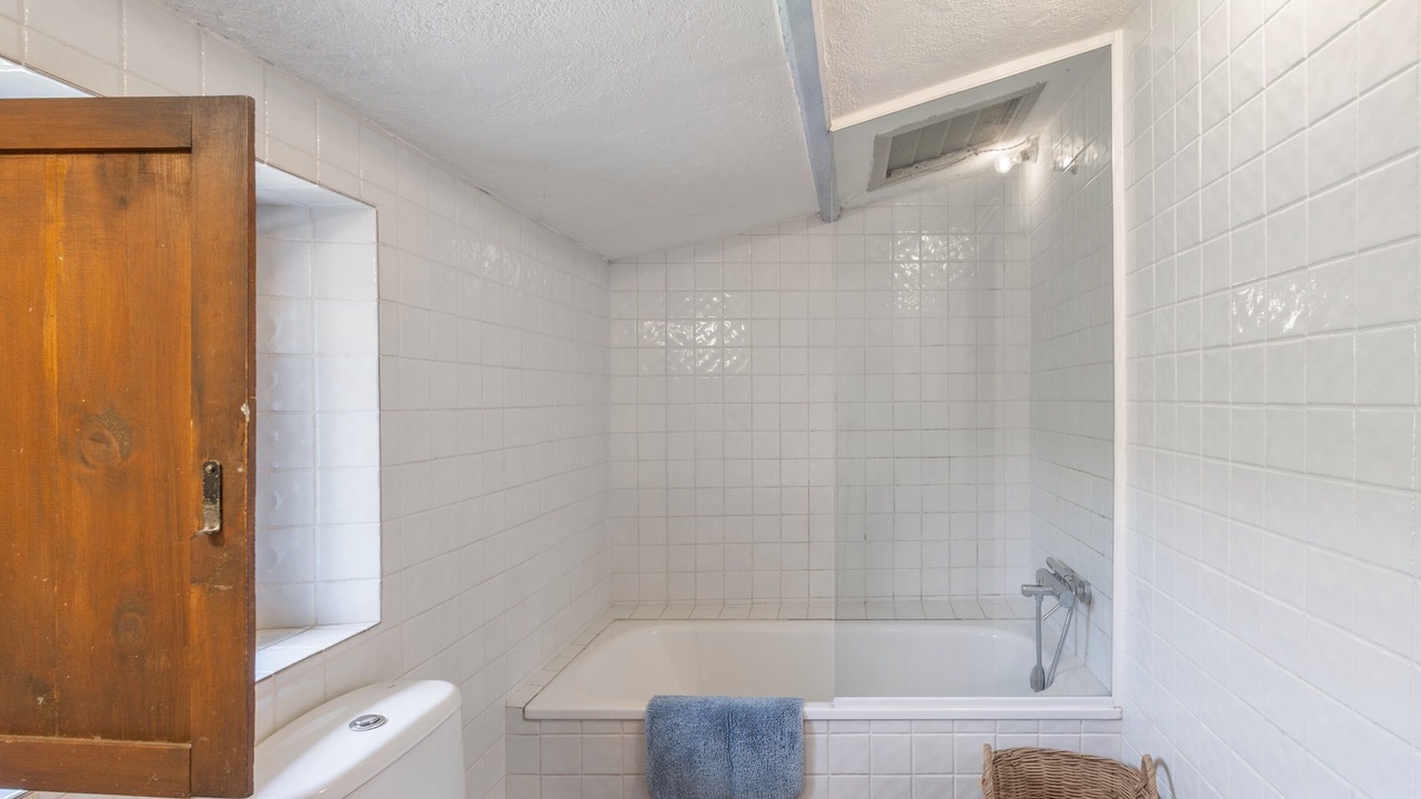 Photo of Bathroom in Canyamas