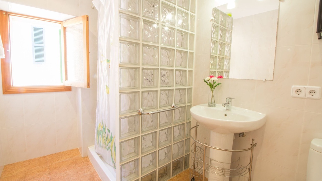 Photo of Bathroom in Santanyi