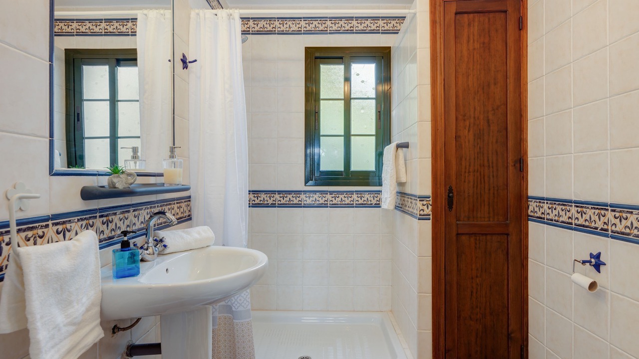 Photo of Bathroom in Frigiliana