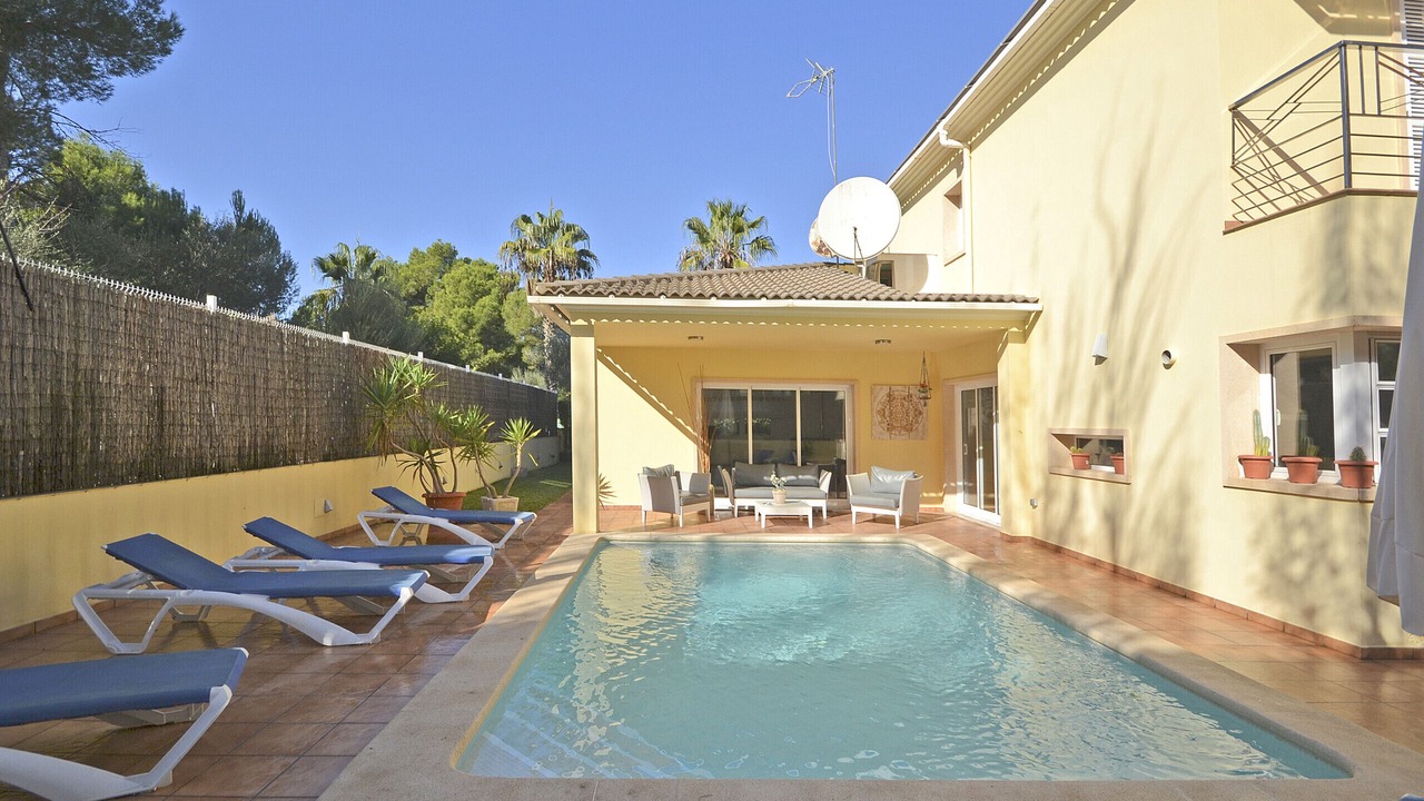 Photo of Outdoor in Son Baulo
