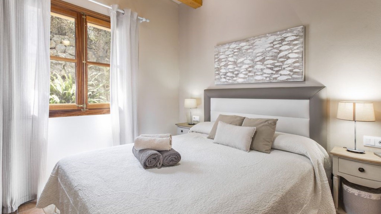 Photo of Bedroom in Soller