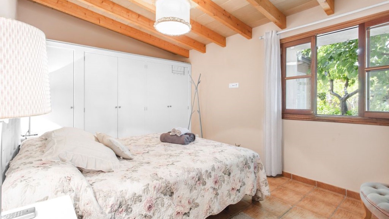 Photo of Bedroom in Soller