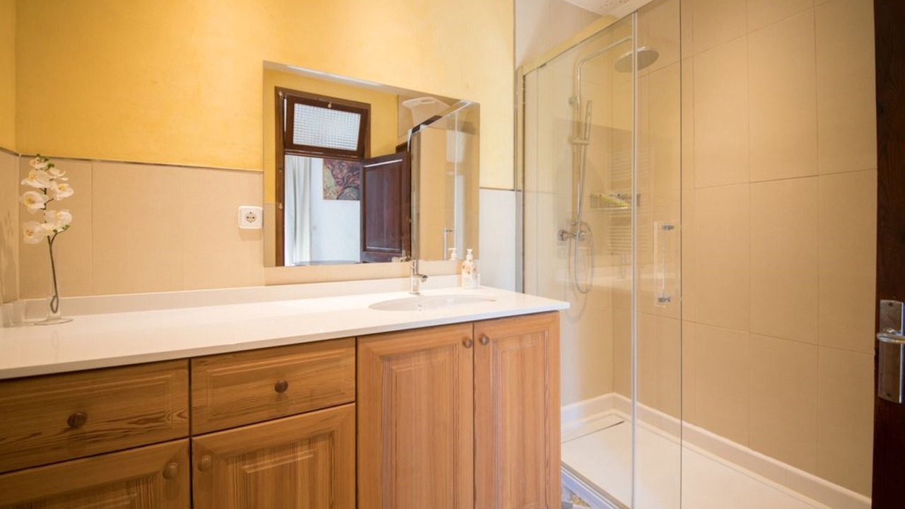 Photo of Bathroom in Soller