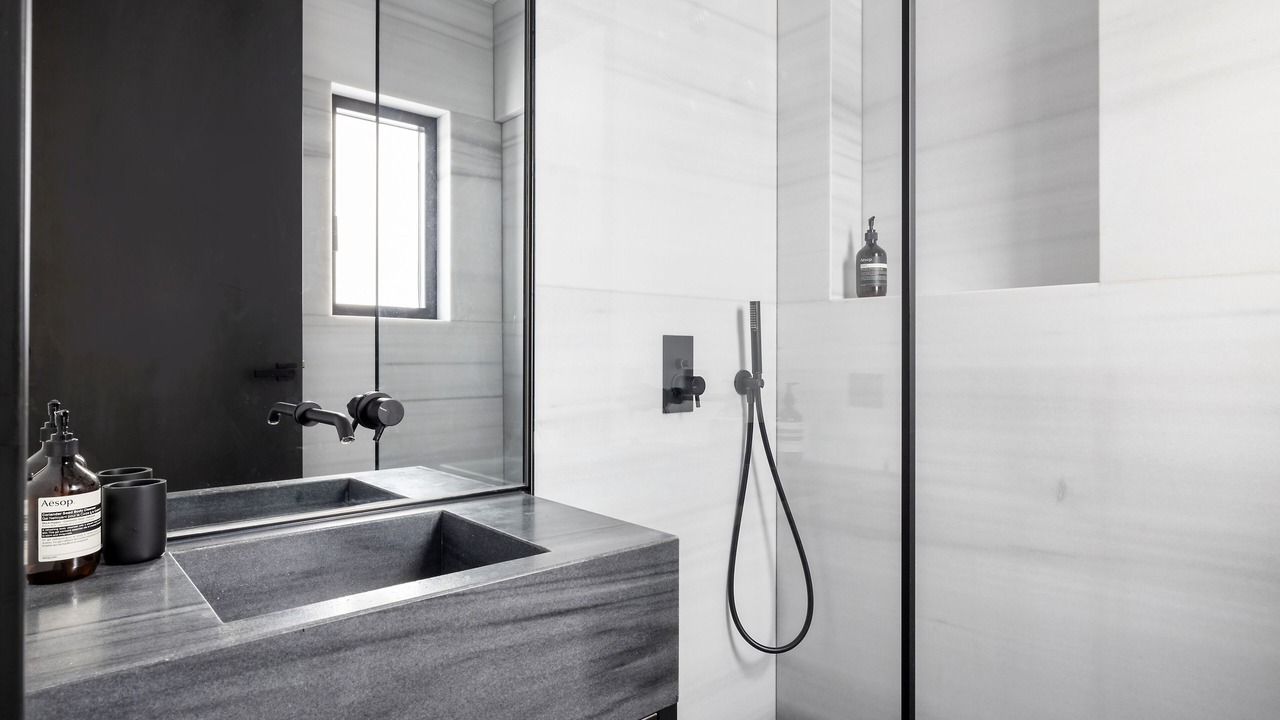 Photo of Bathroom in el Camp d'en Grassot i Gracia Nova