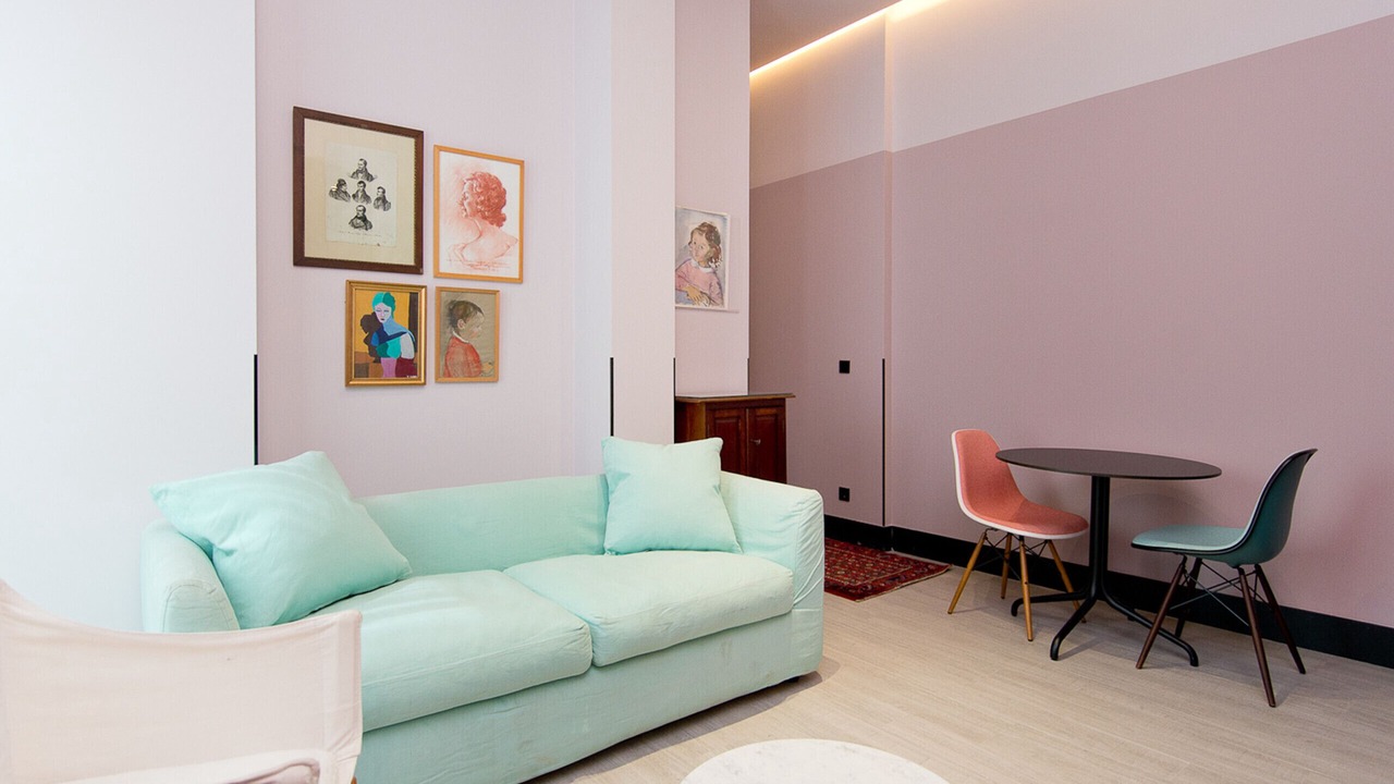 Photo of Livingroom in Literary Quarter