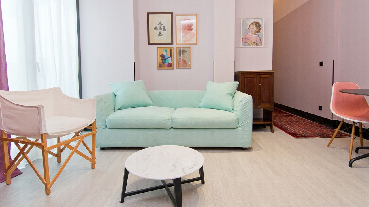 Photo of Livingroom in Literary Quarter