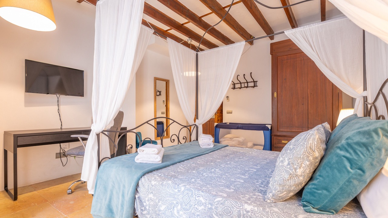 Photo of Bedroom in Algaida