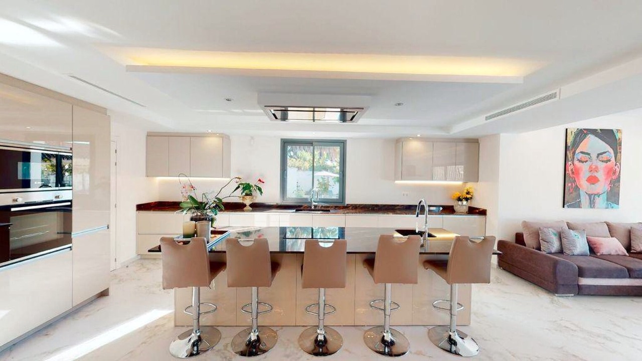 Photo of Kitchen in Atalaya-Isdabe